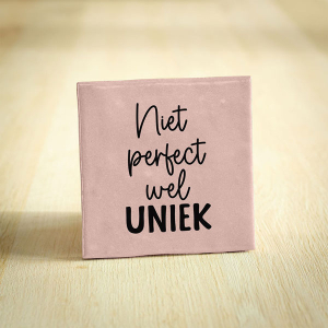 Tegeltje niet perfect wel uniek keramiek