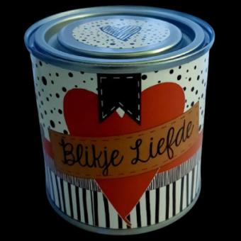 Blikje liefde rood en zwart