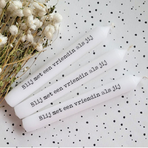 Tekstkaars blij met een vriendin