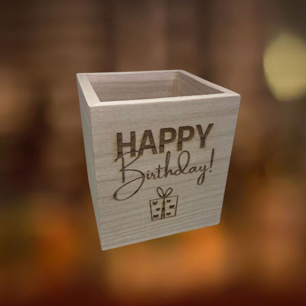 Houten bakje happy birthday