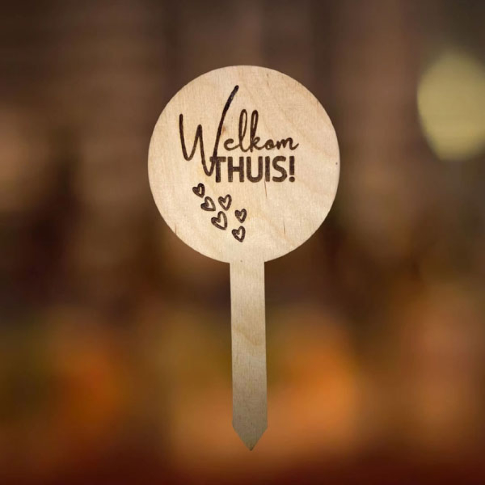 Houten plantensteker welkom thuis