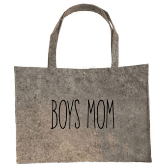 Boys or girls mom